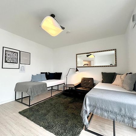 Gemuetliche Apartments Direkt An Der Grenze Von Hamburg Norderstedt Buitenkant foto