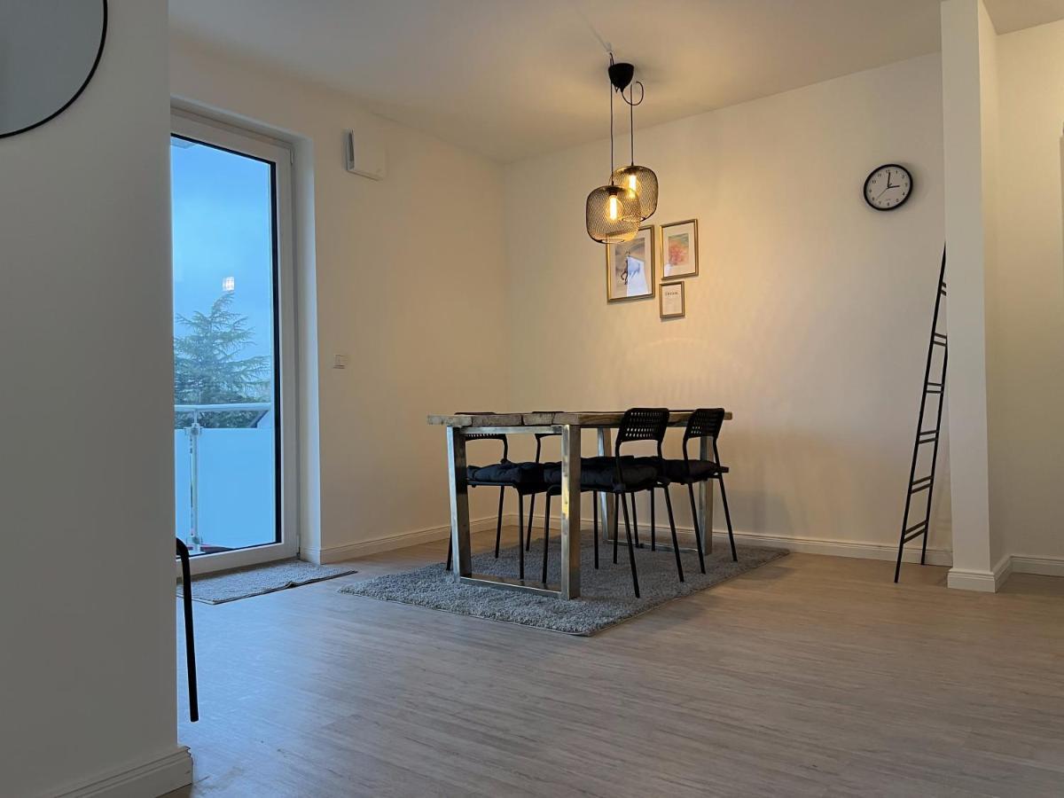 Gemuetliche Apartments Direkt An Der Grenze Von Hamburg Norderstedt Buitenkant foto