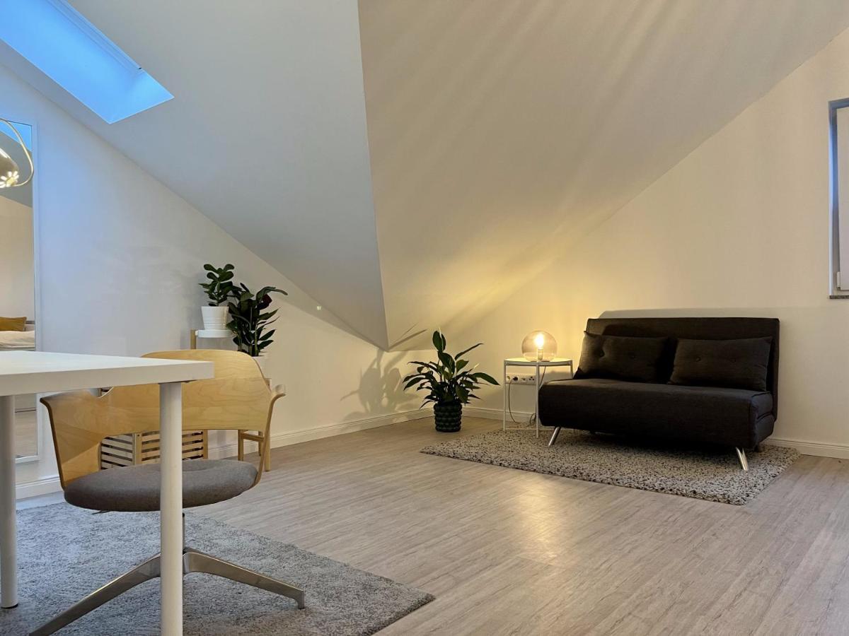 Gemuetliche Apartments Direkt An Der Grenze Von Hamburg Norderstedt Buitenkant foto