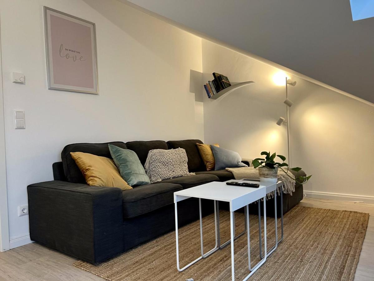 Gemuetliche Apartments Direkt An Der Grenze Von Hamburg Norderstedt Buitenkant foto