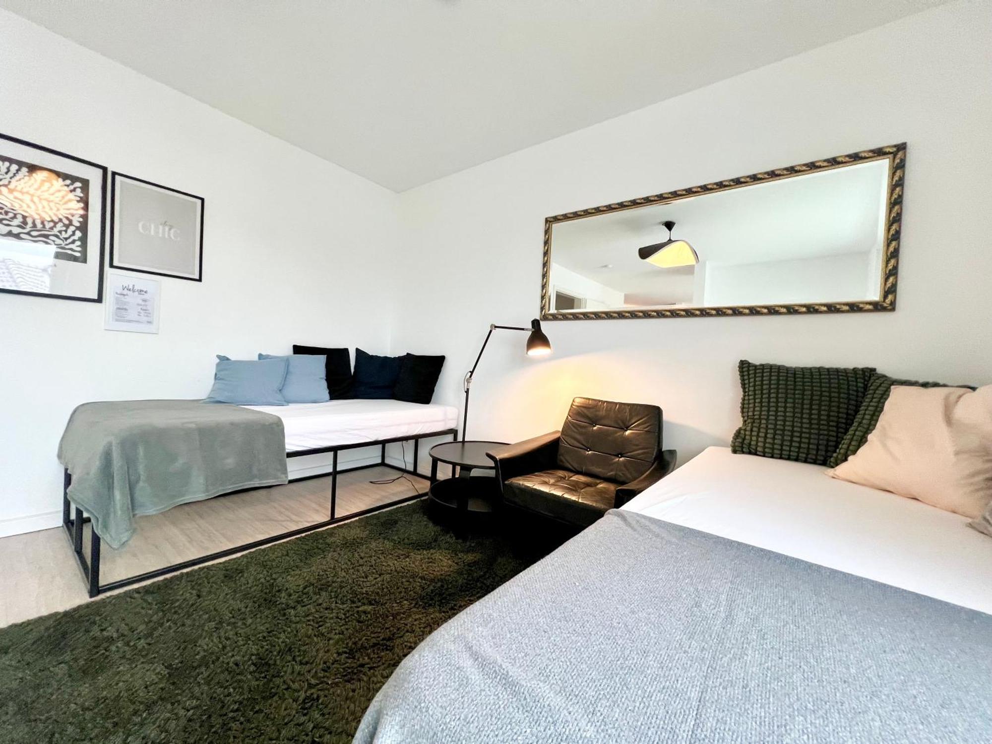 Gemuetliche Apartments Direkt An Der Grenze Von Hamburg Norderstedt Buitenkant foto